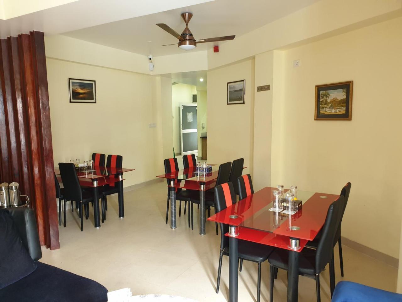 Hotel Landmark Port Blair Eksteriør billede