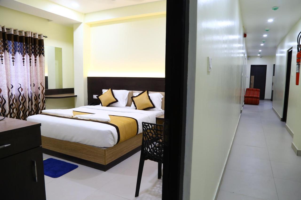 Hotel Landmark Port Blair Eksteriør billede
